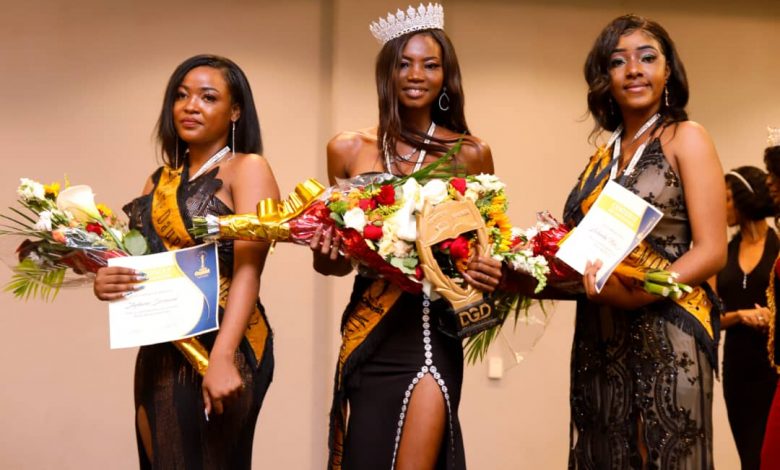 Miss'Ouest Haïti 2022 : Rosy PAROLINE ,1ère Dauphine:Lahenka Maïka JEAN, 2ème Dauphine: Stéphanie DESIMOND