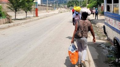 Comune de Carrefour: Demande d'un couloir humanitaire pour aider la population civile, spécifiquement les femmes et les enfants par REFKAD